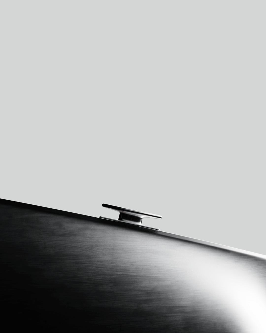 Sarvo-Marine Contrast_001_— Stern_Dead_On DETAIL